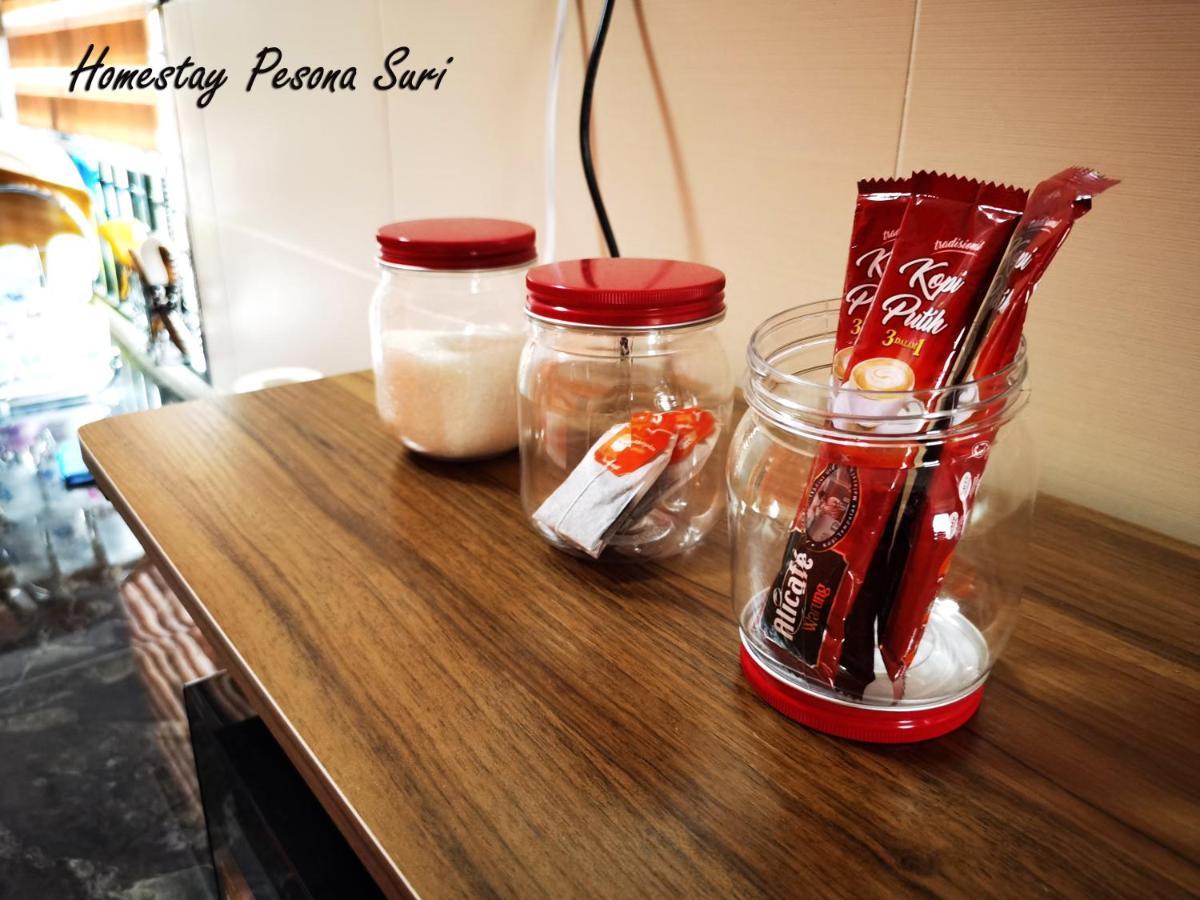 Pesona Suri Homestay 바투 파핫 외부 사진