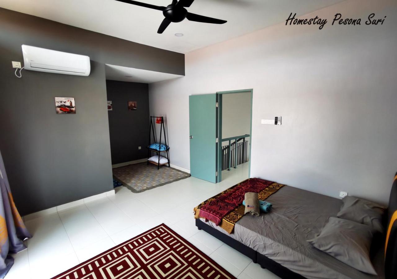 Pesona Suri Homestay 바투 파핫 외부 사진